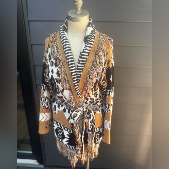 Rain + Rose Jacquard Fringe Cardigan w/ Belt | Tribal Animal Print | Sz Medium - Picture 4 of 9